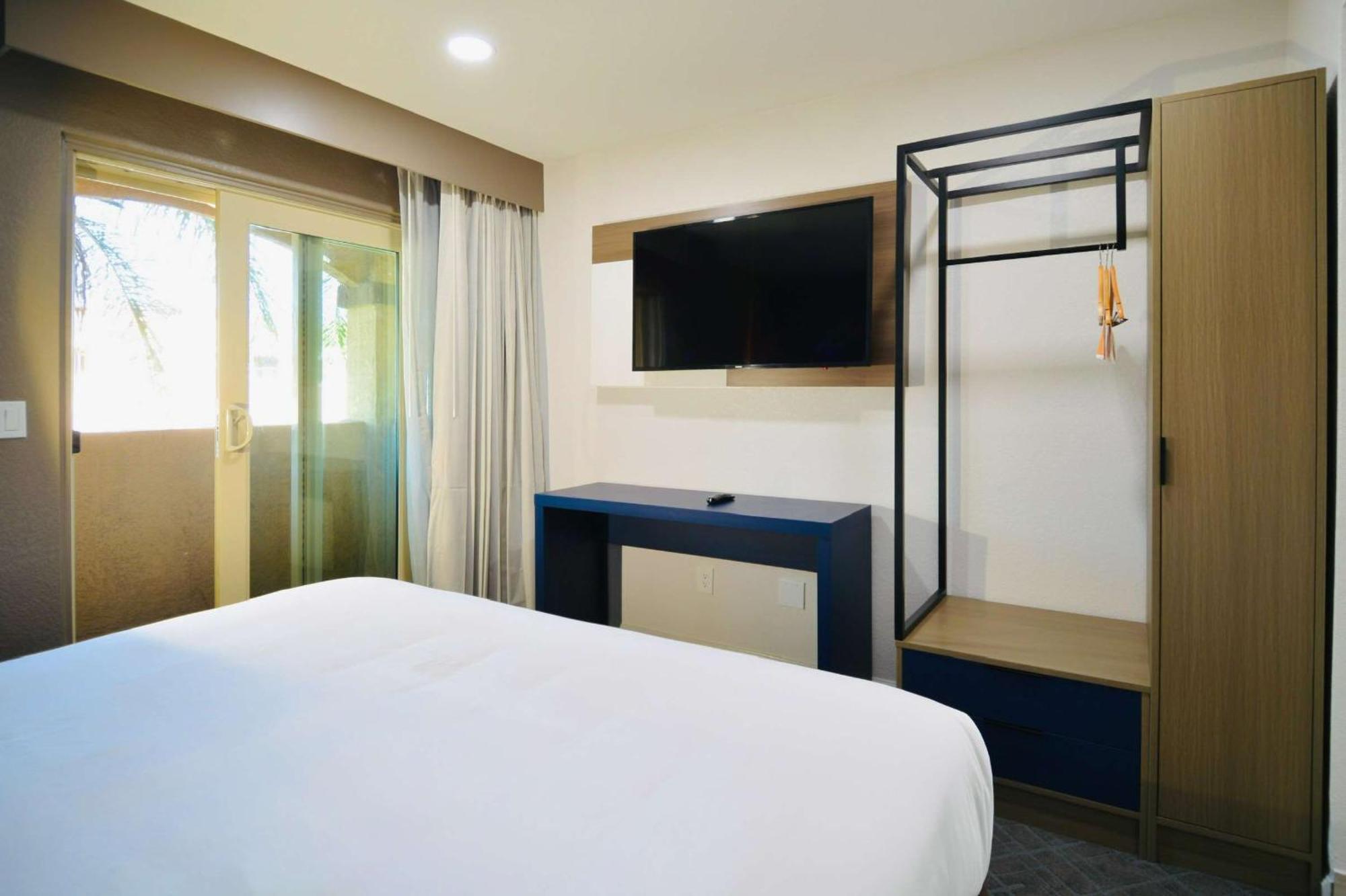 Comfort Inn & Suites Moreno Valley Near March Air Reserve Base Exteriér fotografie